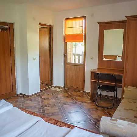 Gramatikova House * Brŭshlyan